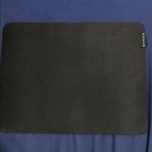 Razer Gigantus v2 Cloth Gaming Mouse Pad.